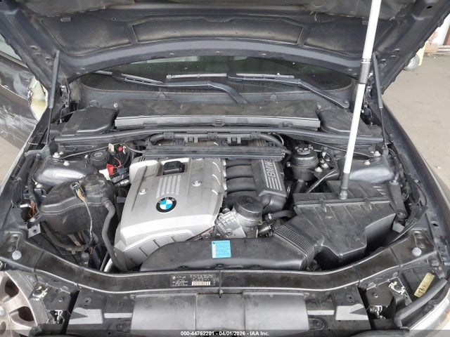 2006 Bmw 330i მანქანა იყიდება აუქციონზე, vin: WBAVB335X6KS33564, აუქციონის ნომერი: 44752201