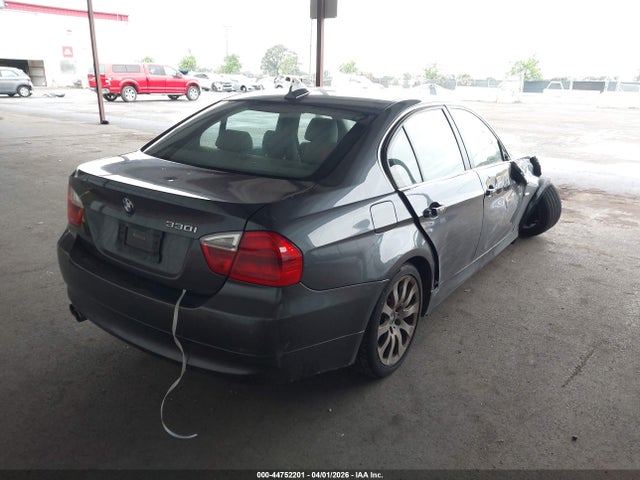 2006 Bmw 330i მანქანა იყიდება აუქციონზე, vin: WBAVB335X6KS33564, აუქციონის ნომერი: 44752201