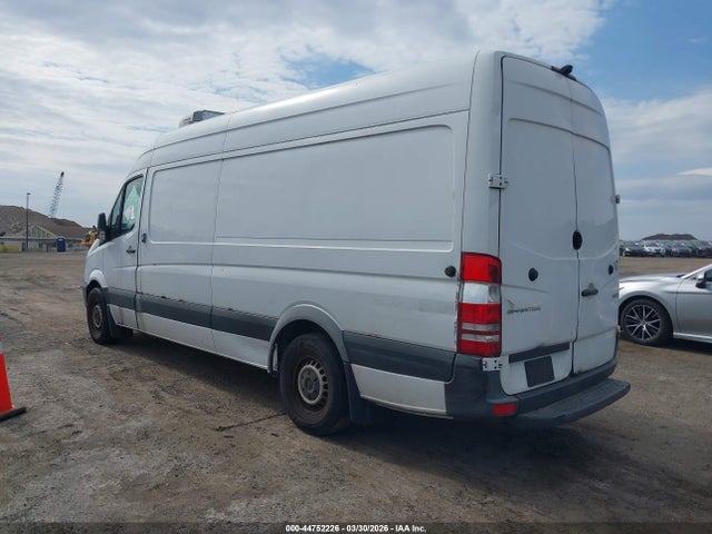 2017 MERCEDES-BENZ SPRINTER 2500 WD3PE8CD1HP508827 Photo 2
