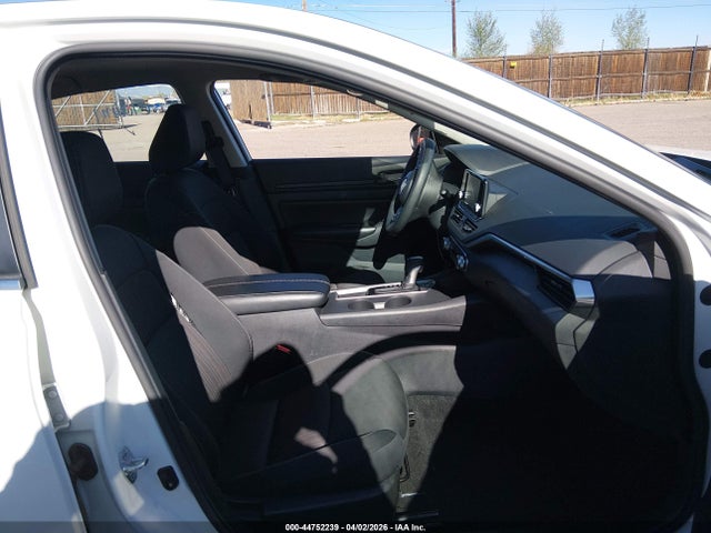 1N4BL4BV1RN434272 Nissan Altima S Fwd