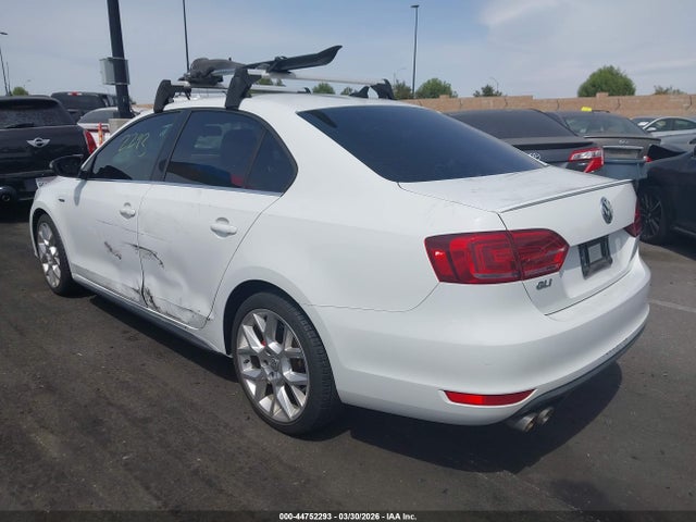 3VW4T7AJ7EM307059 Volkswagen Jetta Gli Edition 30 W/nav