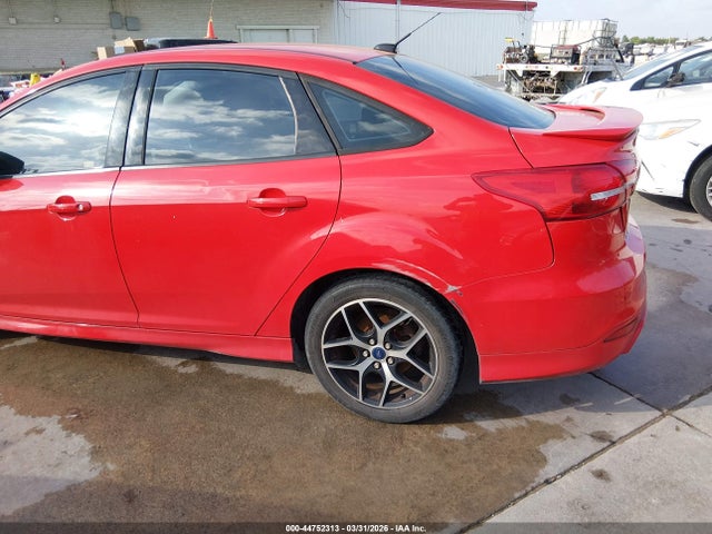 Ford FOCUS SE 2015 1FADP3F2XFL384566 Image 14