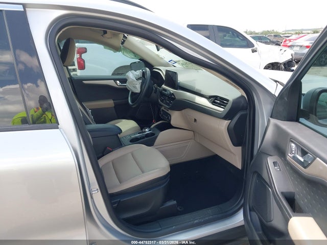 2020 Ford Escape Sel მანქანა იყიდება აუქციონზე, vin: 1FMCU0H6XLUA31422, აუქციონის ნომერი: 44752317