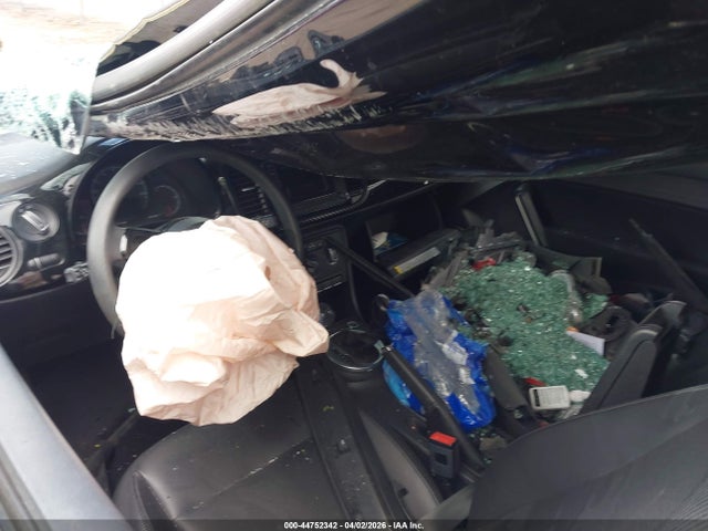 Продажа на аукционе авто 2017 Volkswagen Beetle #pinkbeetle/1.8t Classic/1.8t S, vin: 3VWF17AT6HM629681, номер лота: 44752342