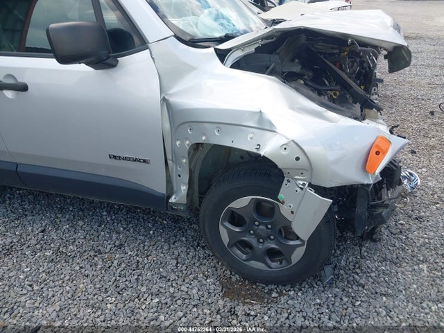 Aukcja sprzedaży 2017 Jeep Renegade Sport 4x4, vin: ZACCJBABXHPG48411, numer aukcji: 44752364