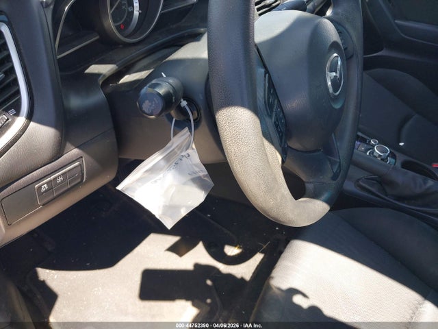3MZBM1U7XFM228276 Mazda Mazda3 I Sport