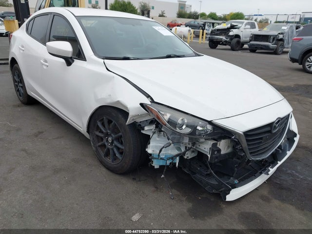3MZBM1U7XFM228276 Mazda Mazda3 I Sport