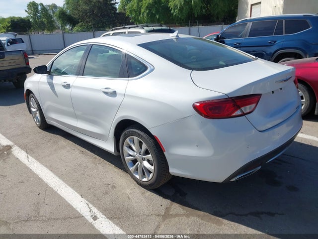 2015 CHRYSLER 200 1C3CCCCG3FN672939 Photo 2