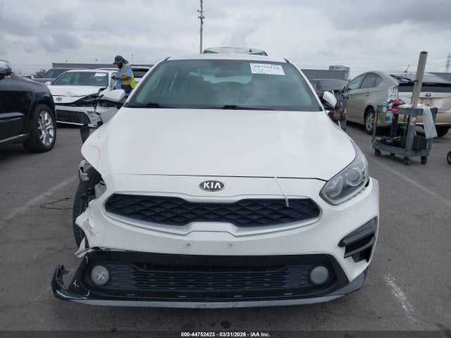 3KPF24AD1KE067472 KIA Forte Lxs