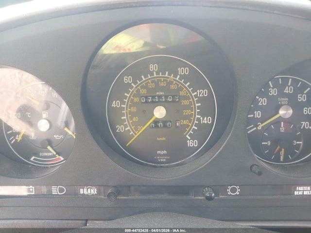 1980 Mercedes 280sl მანქანა იყიდება აუქციონზე, vin: 10704210008929, აუქციონის ნომერი: 44752428