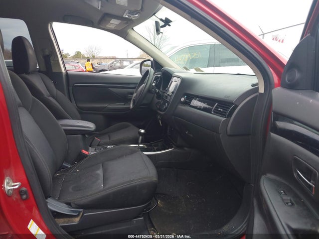 2019 MITSUBISHI OUTLANDER JA4AZ3A33KZ018408 Photo 4