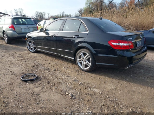 2013 Mercedes-benz E 350 4matic მანქანა იყიდება აუქციონზე, vin: WDDHF8JB8DA728588, აუქციონის ნომერი: 44752442