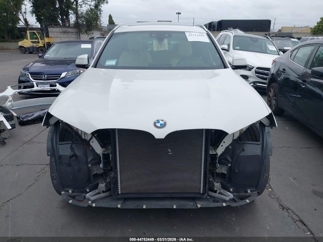 5UXTR7C56KLF23996 BMW X3 Sdrive30i