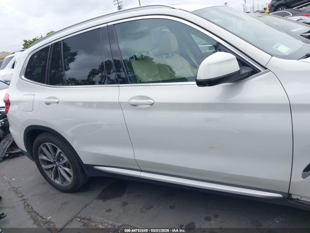 5UXTR7C56KLF23996 BMW X3 Sdrive30i