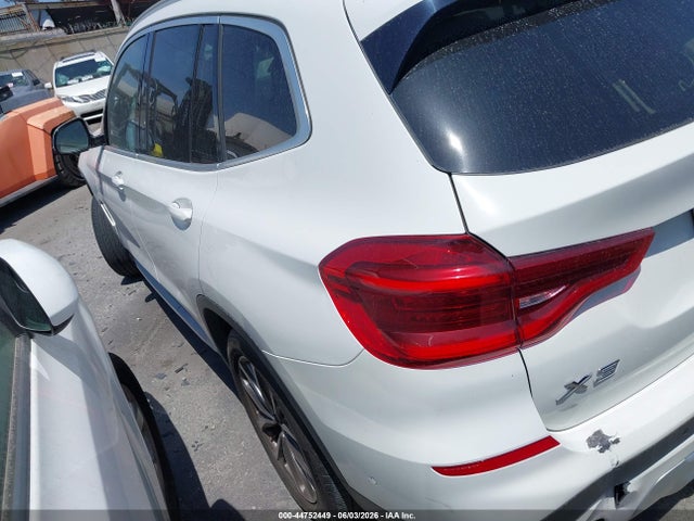 5UXTR7C56KLF23996 BMW X3 Sdrive30i