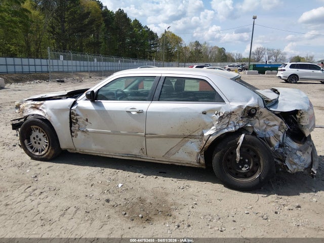 Продаж на аукціоні авто 2006 Chrysler 300, vin: 2C3KA43R368117877, номер лоту: 44752455