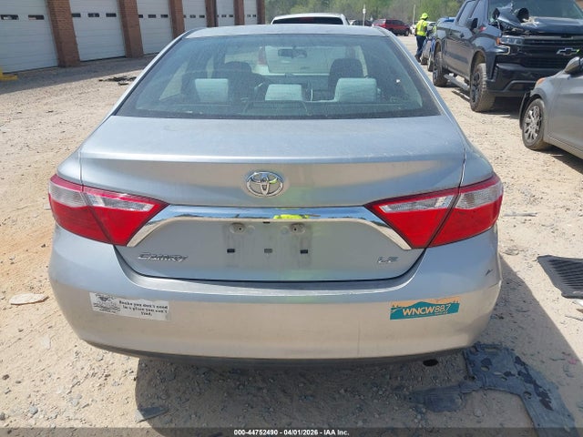 Aukcja sprzedaży 2015 Toyota Camry Le, vin: 4T4BF1FK5FR499483, numer aukcji: 44752490