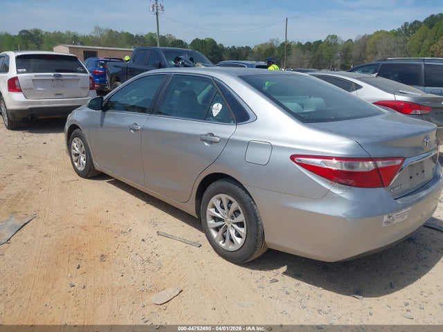 Aukcja sprzedaży 2015 Toyota Camry Le, vin: 4T4BF1FK5FR499483, numer aukcji: 44752490