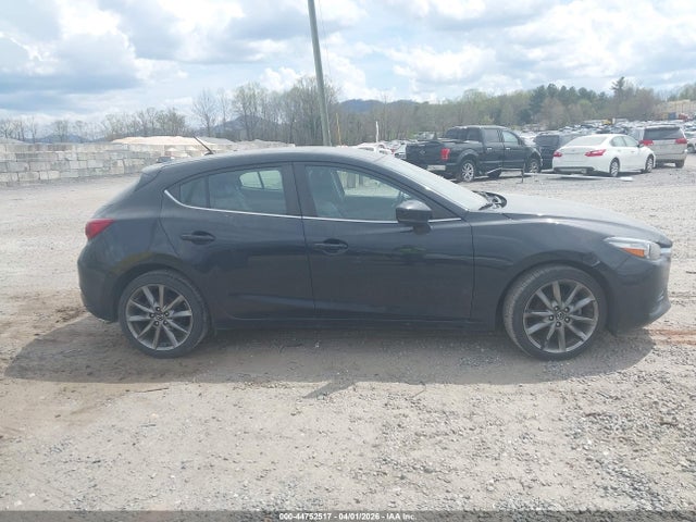 44752517 :رقم المزاد ، 3MZBN1L34JM272441 vin ، 2018 Mazda Mazda3 Touring مزاد بيع