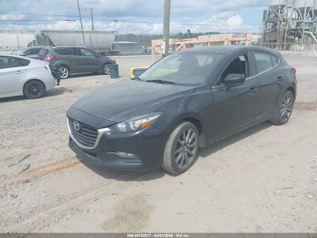 2018 MAZDA MAZDA3 3MZBN1L34JM272441 Photo 1