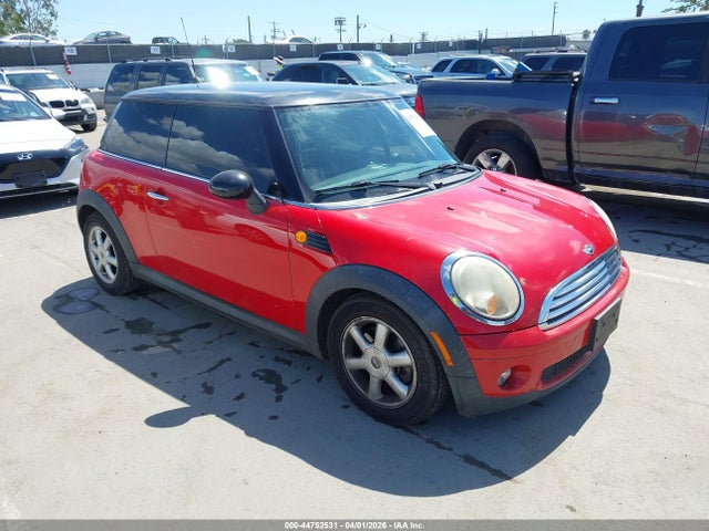 2010 MINI COOPER WMWMF3C53ATZ64498