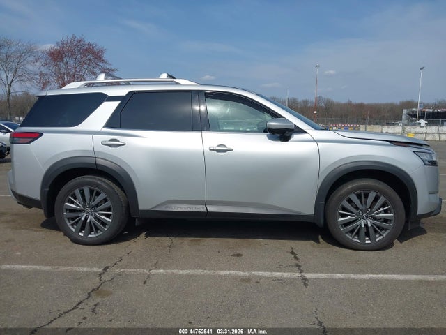 44752541 :رقم المزاد ، 5N1DR3CD8RC291832 vin ، 2024 Nissan Pathfinder Sl 4wd مزاد بيع