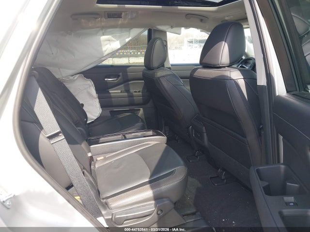 44752541 :رقم المزاد ، 5N1DR3CD8RC291832 vin ، 2024 Nissan Pathfinder Sl 4wd مزاد بيع