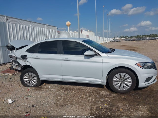 Продаж на аукціоні авто 2019 Volkswagen Jetta 1.4t R-line/1.4t S/1.4t Se, vin: 3VWCB7BU1KM131175, номер лоту: 44752545