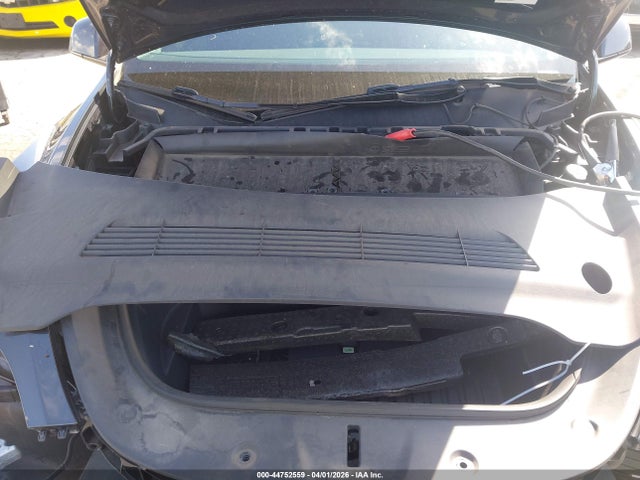 2024 Tesla Model Y Long Range Dual Motor All-wheel Drive მანქანა იყიდება აუქციონზე, vin: 7SAYGDEE8RA218969, აუქციონის ნომერი: 44752559