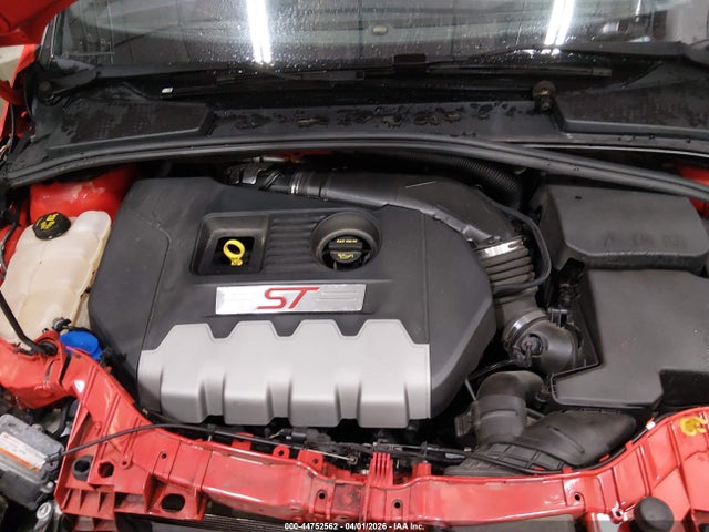 1FADP3L95HL233915 Ford FOCUS ST