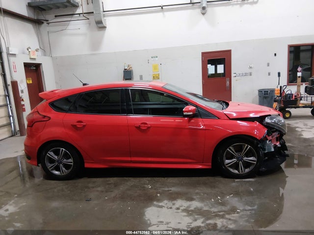 1FADP3L95HL233915 Ford FOCUS ST