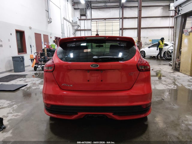 1FADP3L95HL233915 Ford FOCUS ST