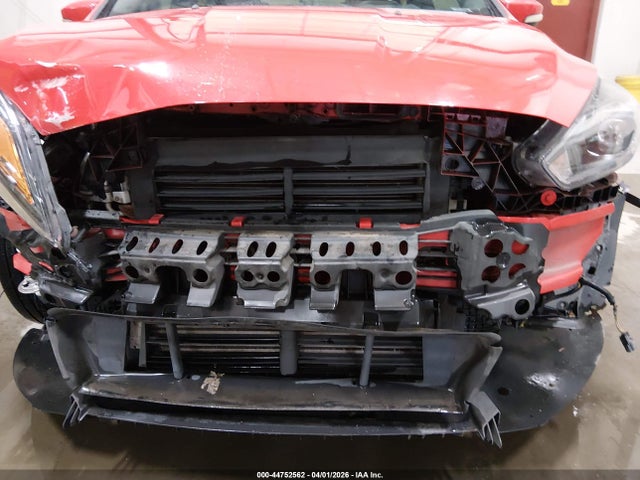 1FADP3L95HL233915 Ford FOCUS ST