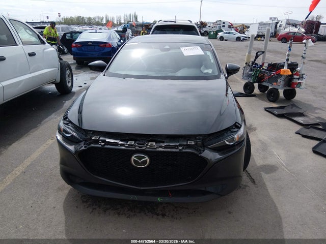 JM1BPAKM1P1614568 Mazda Mazda3 2.5 S Select