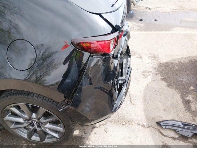 JM1BPAKM1P1614568 Mazda Mazda3 2.5 S Select