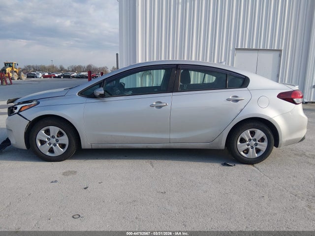 44752567 :رقم المزاد ، 3KPFK4A73HE026375 vin ، 2017 Kia Forte Lx مزاد بيع
