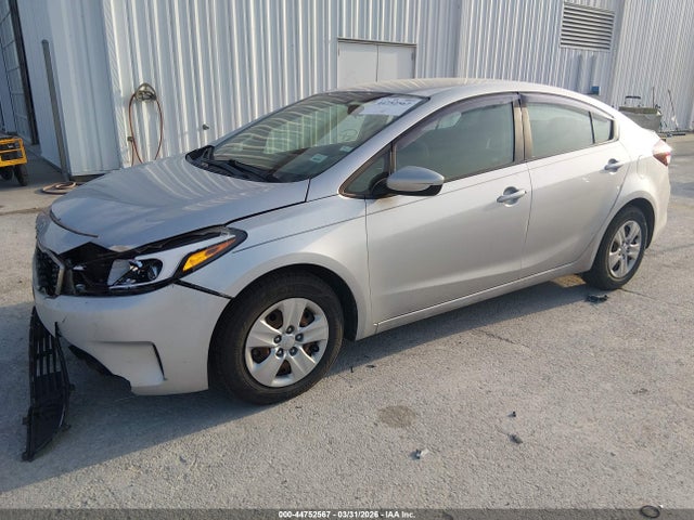44752567 :رقم المزاد ، 3KPFK4A73HE026375 vin ، 2017 Kia Forte Lx مزاد بيع