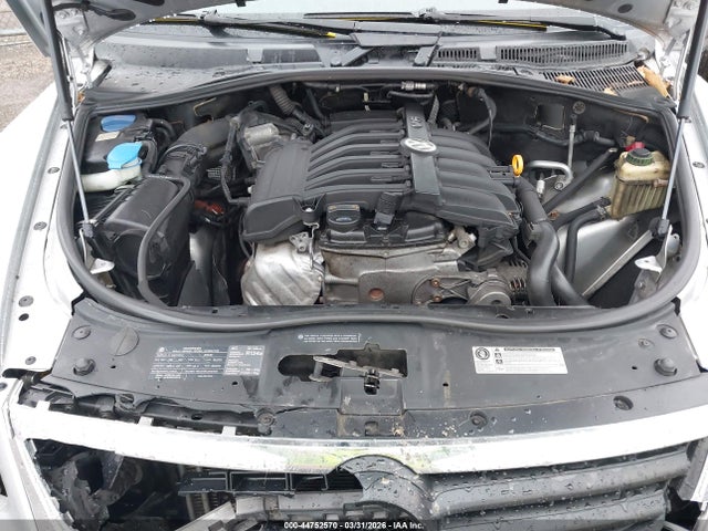 2010 Volkswagen Touareg Vr6 Fsi მანქანა იყიდება აუქციონზე, vin: WVGBF7A95AD001728, აუქციონის ნომერი: 44752570