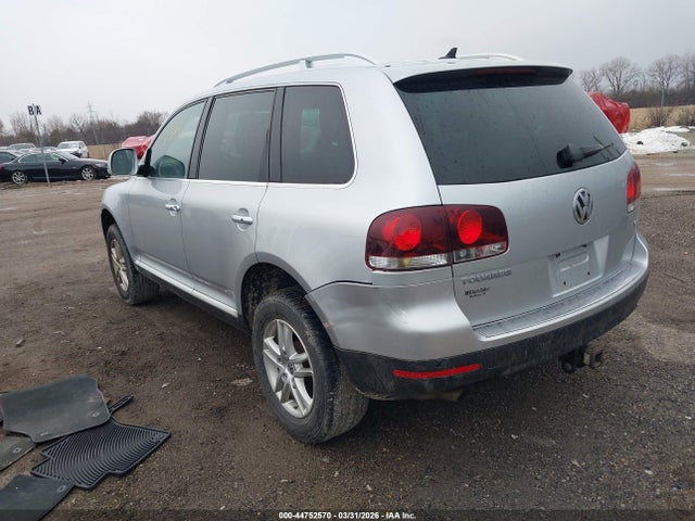 2010 Volkswagen Touareg Vr6 Fsi მანქანა იყიდება აუქციონზე, vin: WVGBF7A95AD001728, აუქციონის ნომერი: 44752570