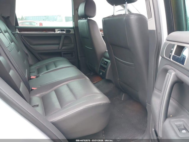 2010 Volkswagen Touareg Vr6 Fsi მანქანა იყიდება აუქციონზე, vin: WVGBF7A95AD001728, აუქციონის ნომერი: 44752570