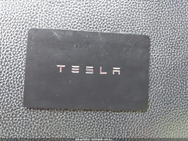 2021 Tesla Model Y Long Range Dual Motor All-wheel Drive მანქანა იყიდება აუქციონზე, vin: 5YJYGDEE9MF062885, აუქციონის ნომერი: 44752574