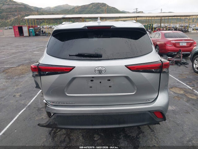 5TDHZRAH6NS120245 Toyota Highlander Xle