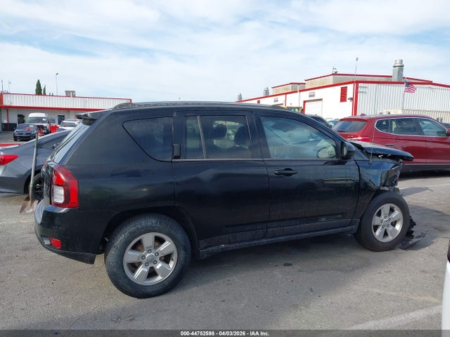 Jeep Compass Sport 2015 1C4NJCBA8FD138736 Image 14