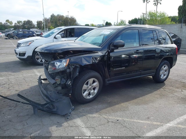 Jeep Compass Sport 2015 1C4NJCBA8FD138736 Image 2