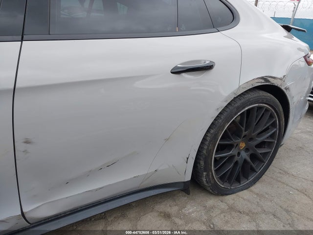 Porsche PANAMERA 4 2020 WP0AA2A71LL103035 Image 18