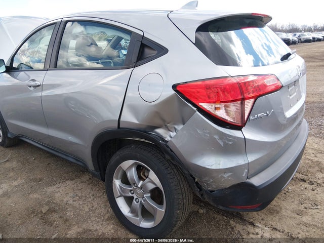 2018 HONDA HR-V 3CZRU6H3XJG723732 Photo 5