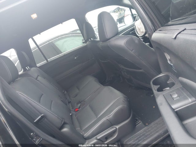 Продаж на аукціоні авто 2021 Honda Passport Awd Ex-l, vin: 5FNYF8H5XMB042716, номер лоту: 44752616