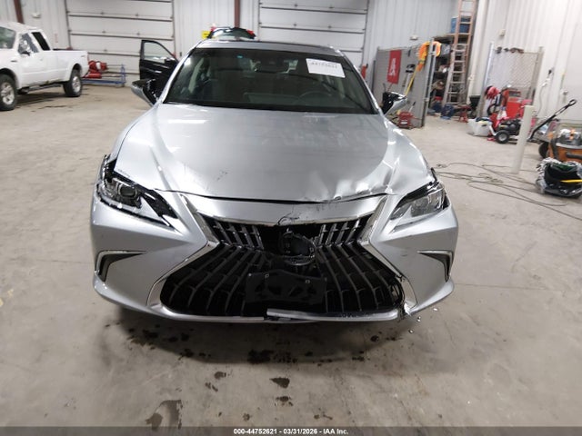 44752621 :رقم المزاد ، 58AD11D18NU008925 vin ، 2022 Lexus Es 250 مزاد بيع