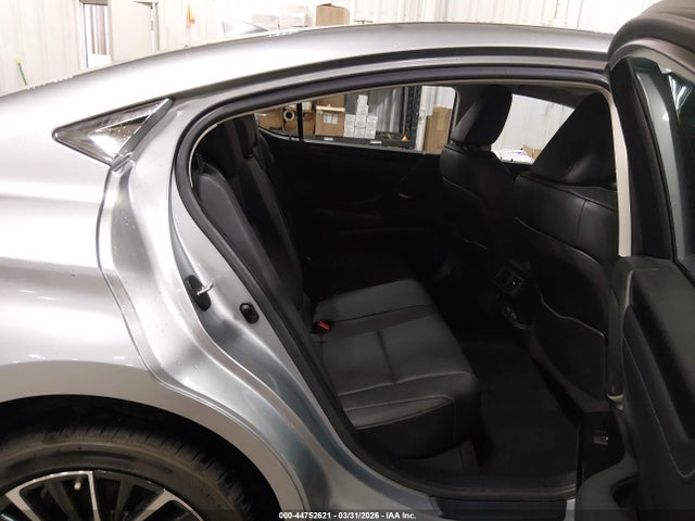 44752621 :رقم المزاد ، 58AD11D18NU008925 vin ، 2022 Lexus Es 250 مزاد بيع
