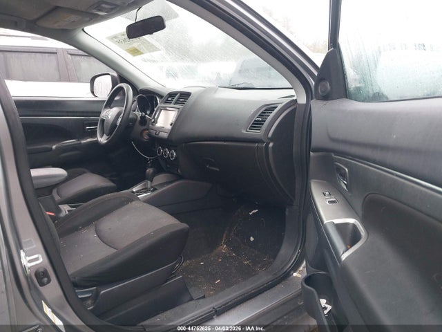 JA4AR3AU7KU024430 Mitsubishi Outlander Sport 2.0 Es